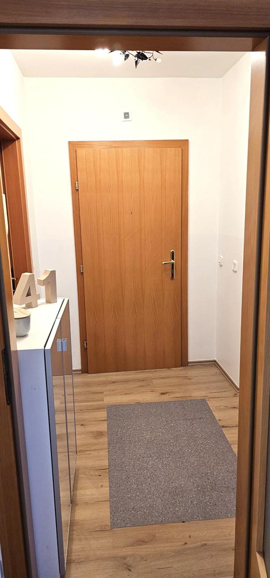 Apartment Klagenfurt Center With Free Parking - Ring41 クラーゲンフルト エクステリア 写真