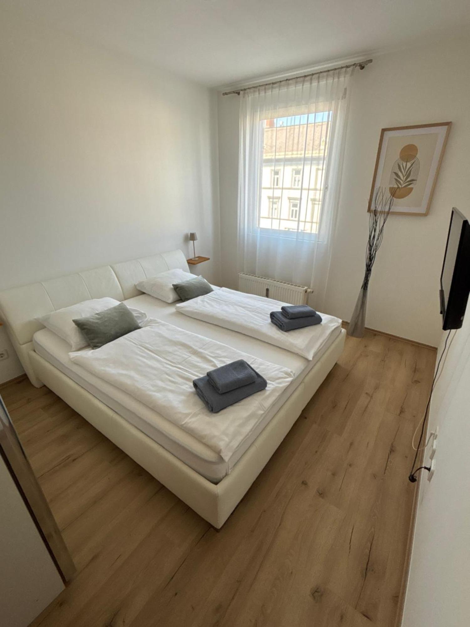 Apartment Klagenfurt Center With Free Parking - Ring41 クラーゲンフルト エクステリア 写真