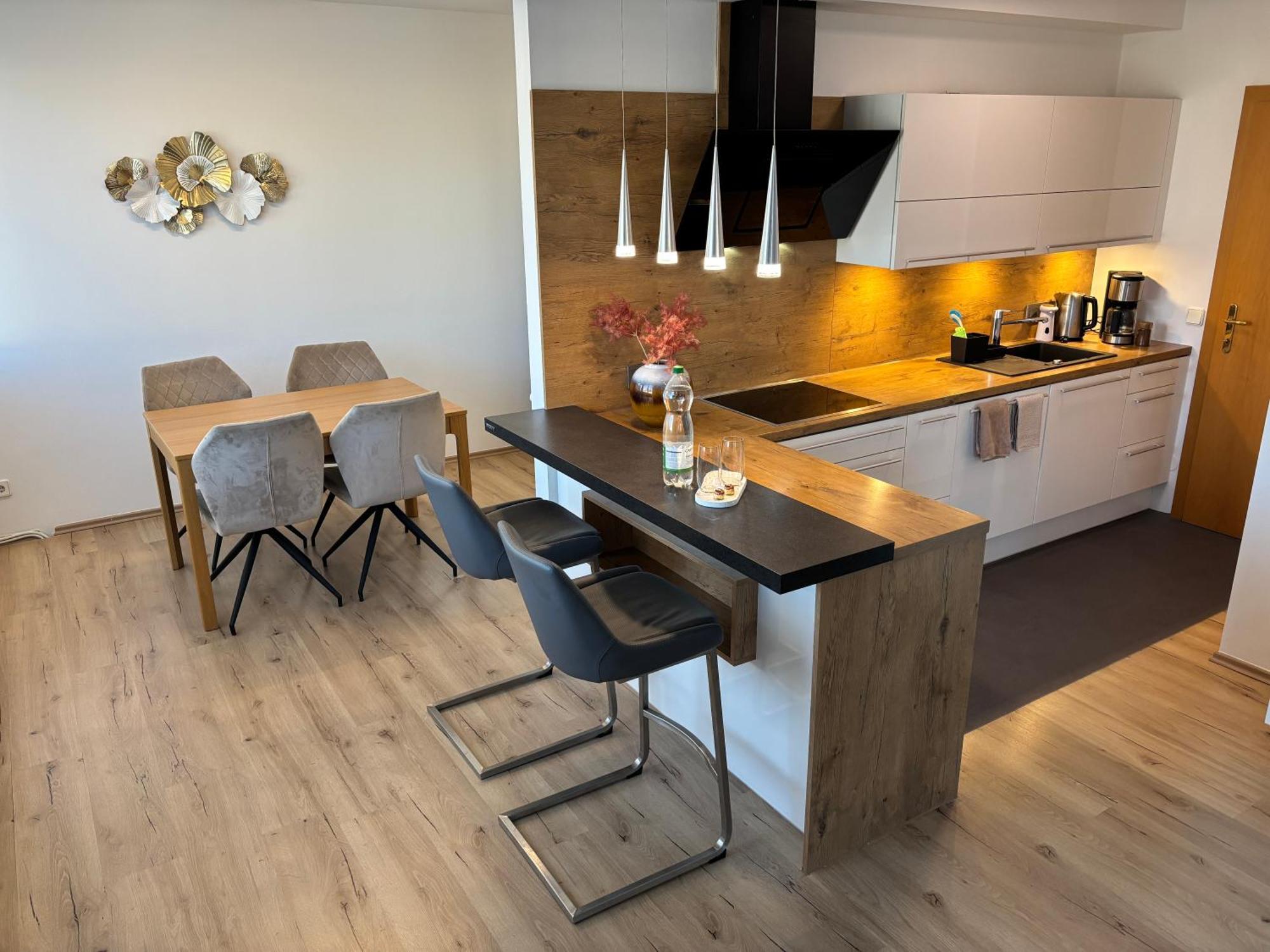 Apartment Klagenfurt Center With Free Parking - Ring41 クラーゲンフルト エクステリア 写真