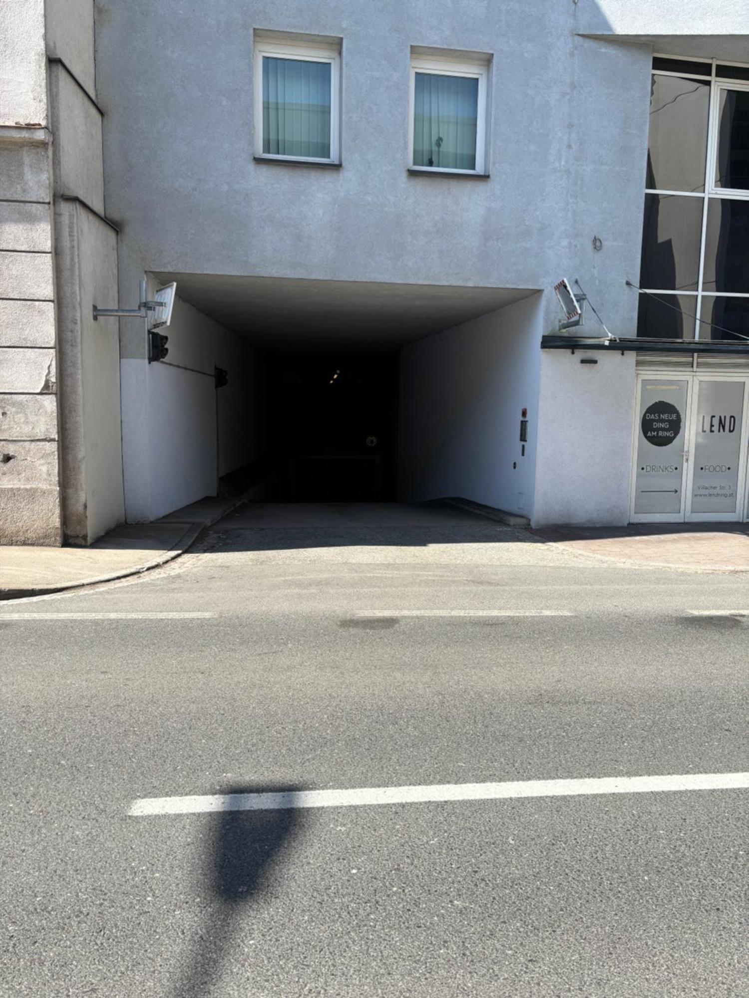 Apartment Klagenfurt Center With Free Parking - Ring41 クラーゲンフルト エクステリア 写真