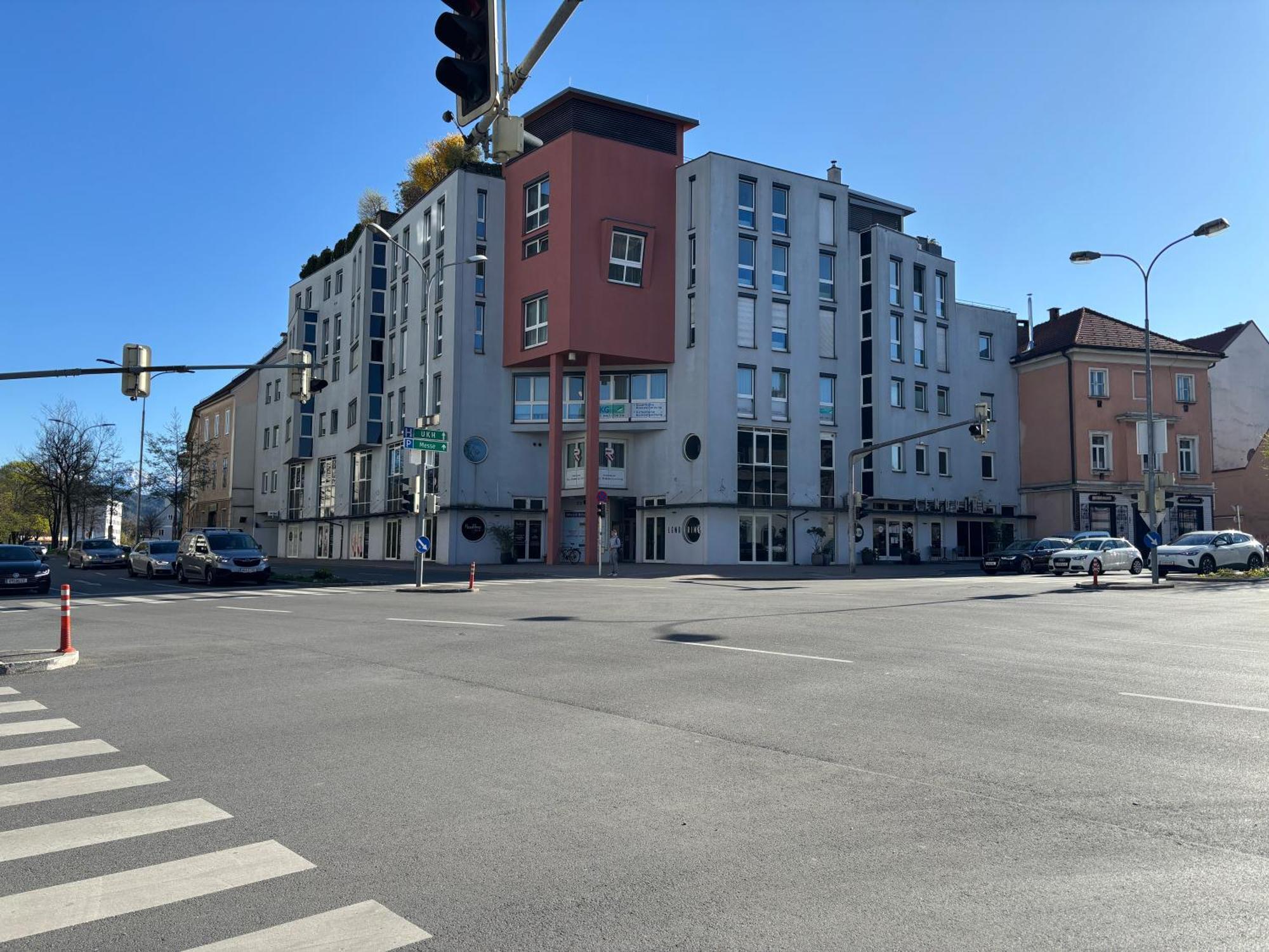 Apartment Klagenfurt Center With Free Parking - Ring41 クラーゲンフルト エクステリア 写真
